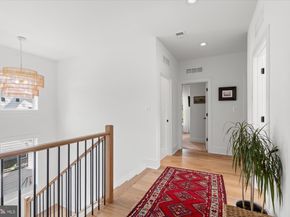 2728 N Edison Street, Arlington VA 22207
