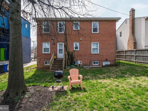 2601 Washington Boulevard, Arlington VA 22201