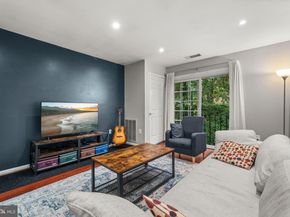 2050 N Calvert Street 407, Arlington VA 22201