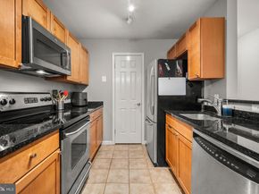 2050 N Calvert Street 407, Arlington VA 22201
