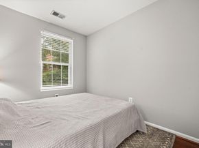 2050 N Calvert Street 407, Arlington VA 22201
