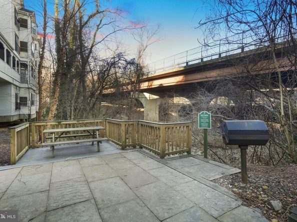 2050 N Calvert Street 407, Arlington VA 22201