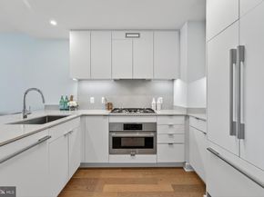 37 L Street SE 701, Washington DC 20003