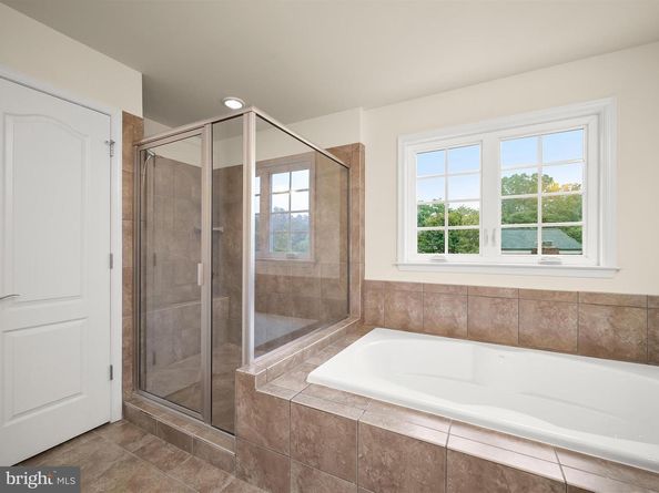 6005 Roosevelt Street, Bethesda MD 20817