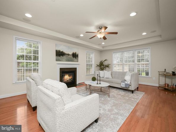 6005 Roosevelt Street, Bethesda MD 20817
