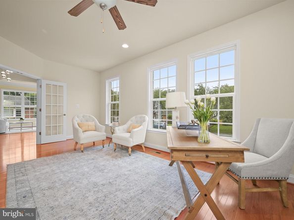 6005 Roosevelt Street, Bethesda MD 20817
