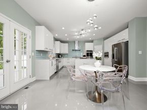 6005 Roosevelt Street, Bethesda MD 20817