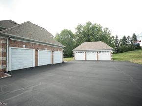 26 Breckenridge Drive, Warminster PA 18974