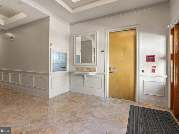 511 S 21st Street 102, Philadelphia PA 19146