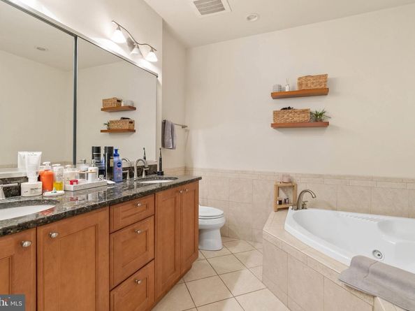 511 S 21st Street 102, Philadelphia PA 19146