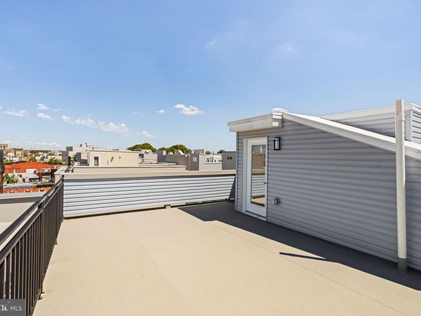 2721 W. Flora Street, Philadelphia PA 19121