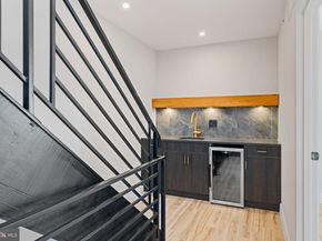2721 W. Flora Street, Philadelphia PA 19121