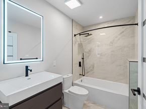 2721 W. Flora Street, Philadelphia PA 19121