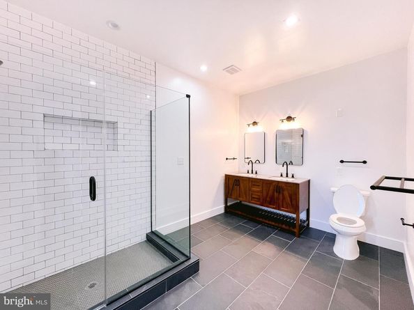1268 Holbrook Terrace NE 2, Washington DC 20002