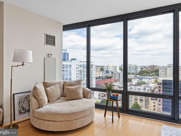 2101 Market Street 1401, Philadelphia PA 19103