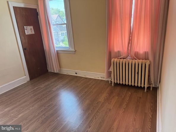 9 Ardsley Road, Upper Darby PA 19082