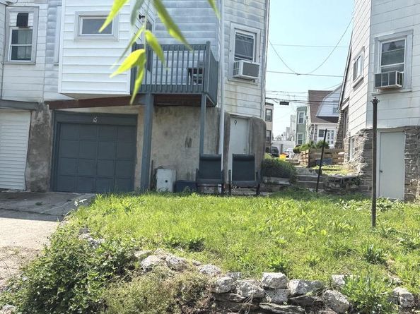 9 Ardsley Road, Upper Darby PA 19082