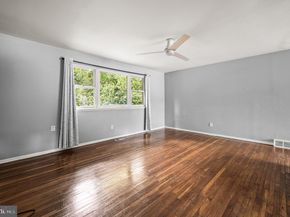 3583 Nottingham Lane, Philadelphia PA 19114