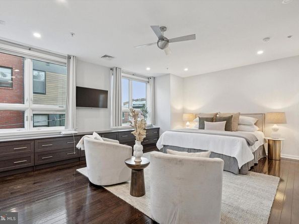 707 S 15TH Street, Philadelphia PA 19146