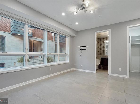 707 S 15TH Street, Philadelphia PA 19146