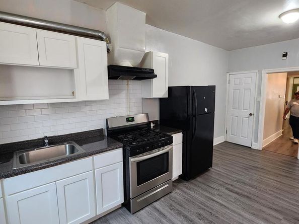 4237 N 6TH Street, Philadelphia PA 19140