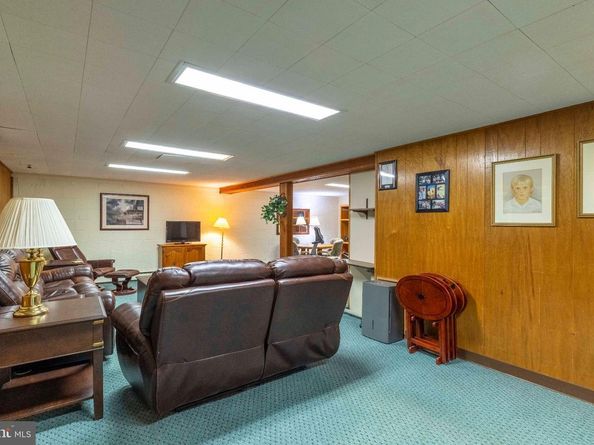 2350 Fairway Road, Huntingdon Valley PA 19006