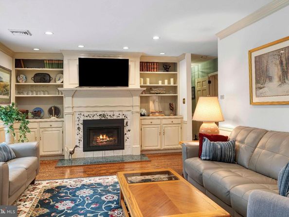 2350 Fairway Road, Huntingdon Valley PA 19006