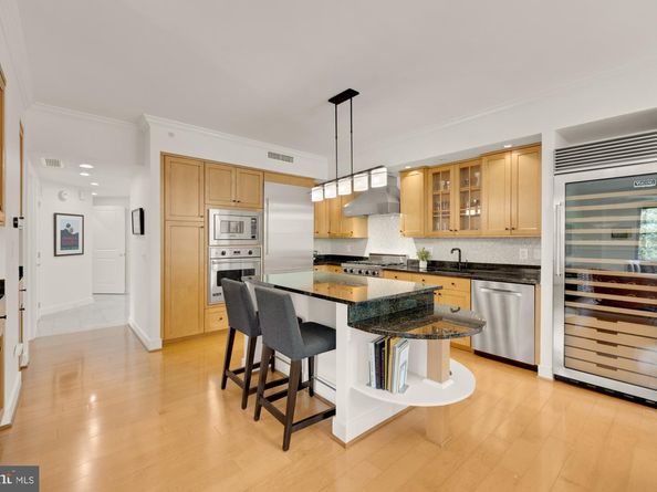 7710 Woodmont Avenue 211, Bethesda MD 20814