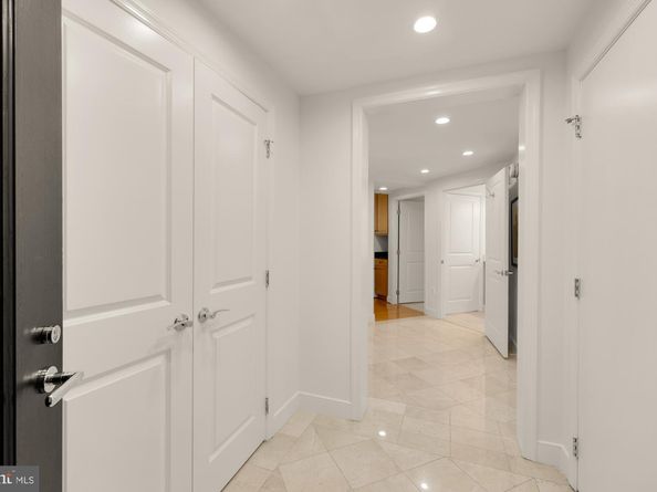 7710 Woodmont Avenue 211, Bethesda MD 20814