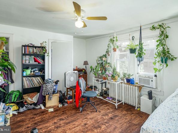 2711 Brown Street, Philadelphia PA 19130