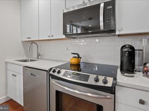 1718 1st Street NW 9, Washington DC 20001