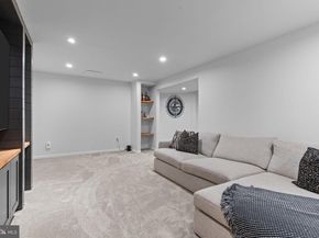 28 Heston, Langhorne PA 19047