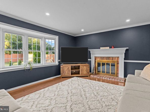 28 Heston, Langhorne PA 19047