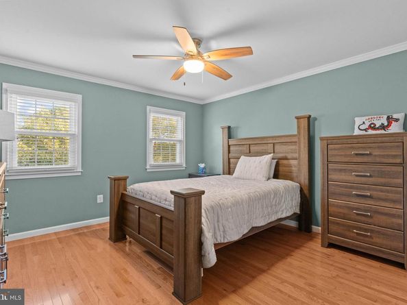 28 Heston, Langhorne PA 19047