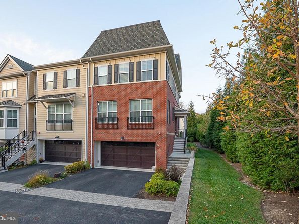 75 S Merion Avenue, Bryn Mawr PA 19010