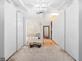 314 N 12TH Street 205, Philadelphia PA 19107