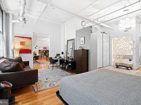 314 N 12TH Street 205, Philadelphia PA 19107