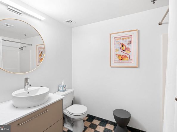 314 N 12TH Street 205, Philadelphia PA 19107