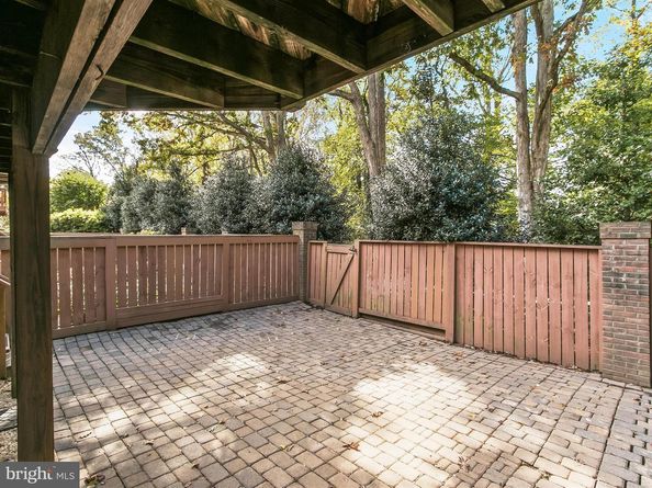 10119 Crestberry Place, Bethesda MD 20817