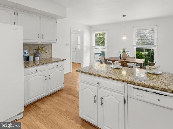 10119 Crestberry Place, Bethesda MD 20817