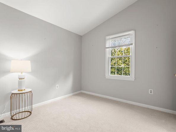 10119 Crestberry Place, Bethesda MD 20817