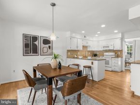 10119 Crestberry Place, Bethesda MD 20817