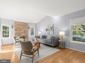 10119 Crestberry Place, Bethesda MD 20817