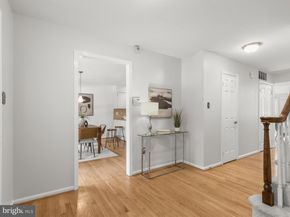 10119 Crestberry Place, Bethesda MD 20817