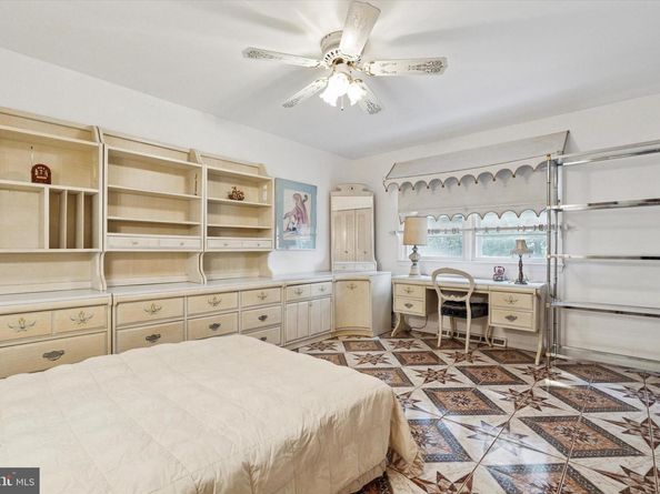 341 Cedar Road, Elkins Park PA 19027