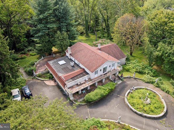 341 Cedar Road, Elkins Park PA 19027