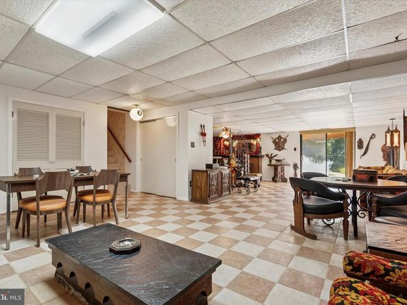341 Cedar Road, Elkins Park PA 19027