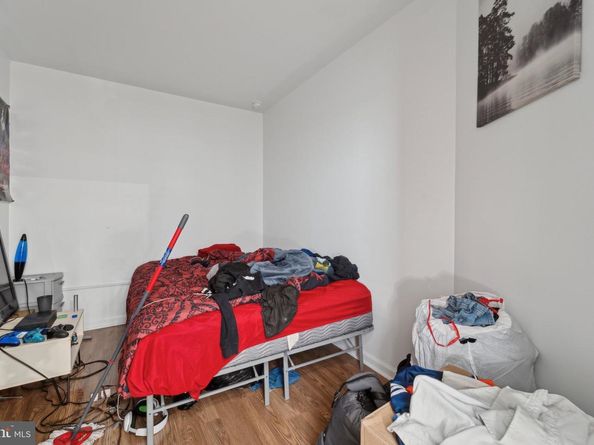 211 S 60TH Street, Philadelphia PA 19139