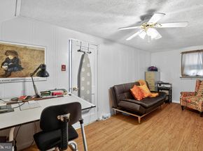 712 Pearl Avenue, Morton PA 19070