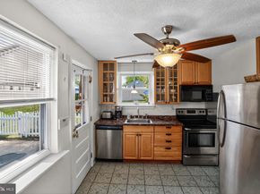 712 Pearl Avenue, Morton PA 19070